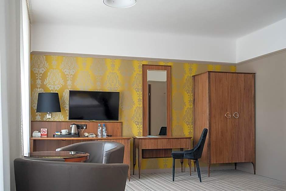 Hotel Cristal BiaA'ystok