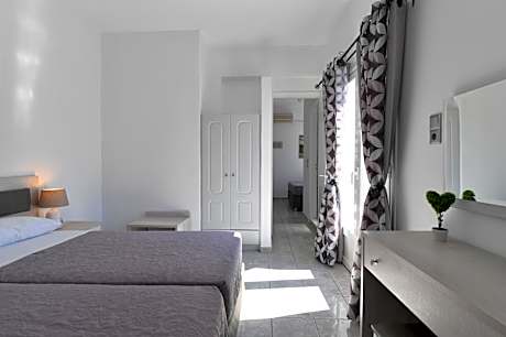 Standard Triple Studio