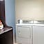 Microtel Inn & Suites By Wyndham Spring Hill/Weeki Wachee