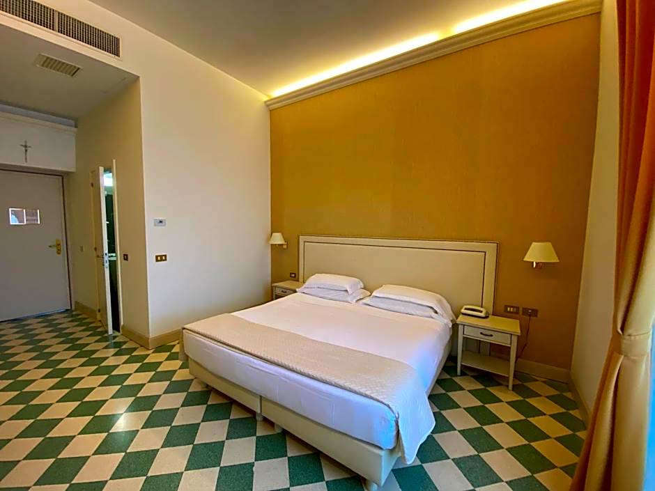 Basilica Hotel