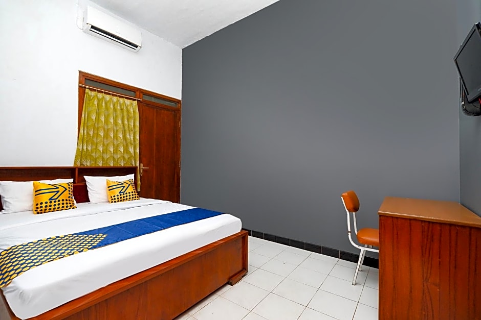 OYO 2240 Simpang Tujuh Residence