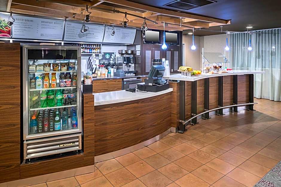Courtyard by Marriott West Orange