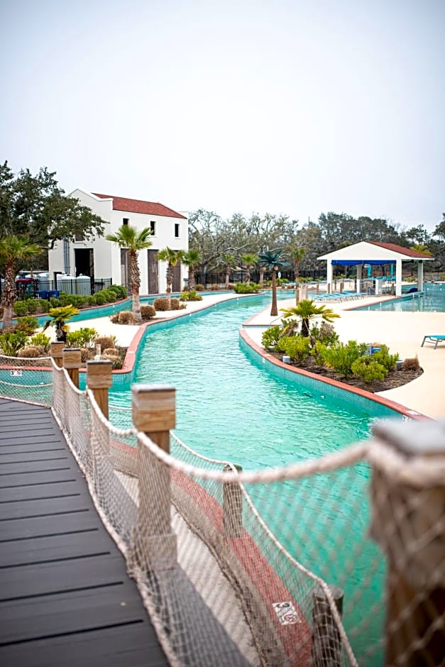 Centennial Plaza Resort Gulfport