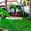 Casa Flora Guesthouse