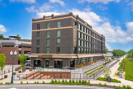 Hotel Nickel Plate Fishers, Tapestry Collection by Hilton