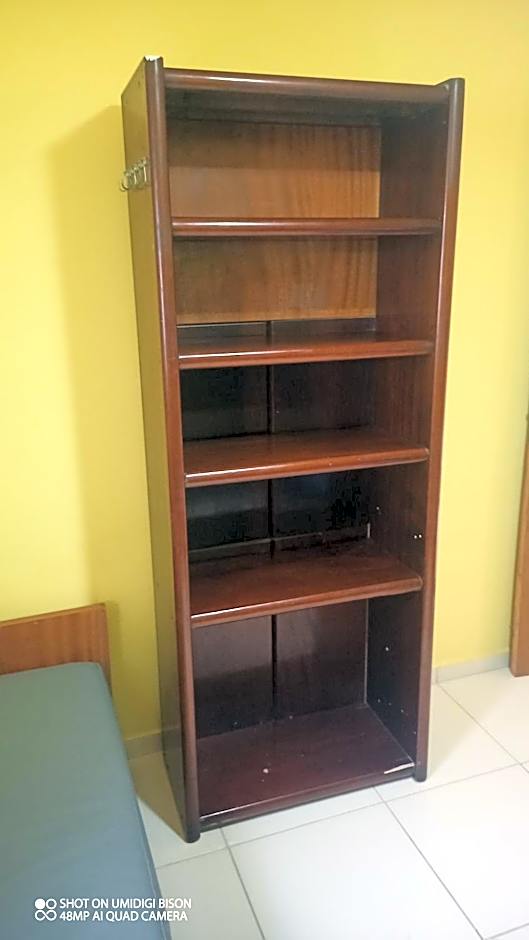 Casa com piscina , churrasqueira, Wi-Fi, em rua de Areia à 1km da praia, bairro sussegado, proíbido uso de som extremamente alto ideal para descansar