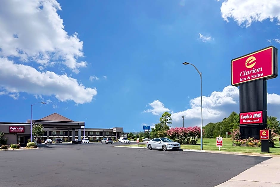 Clarion Inn & Suites Russellville I-40