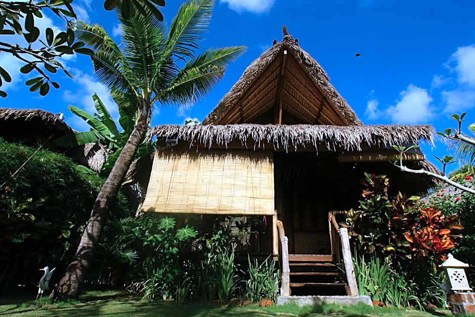 Flower Bud Bungalow Balangan