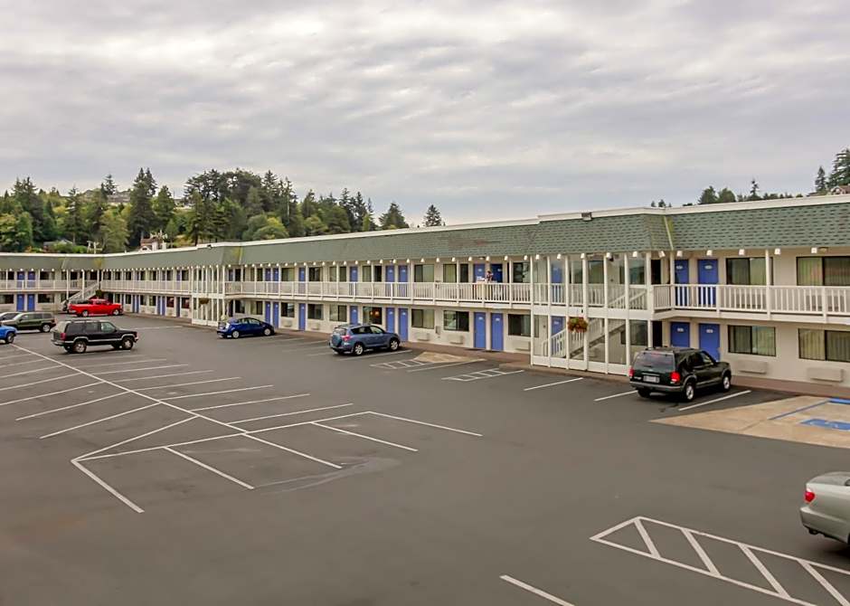 Motel 6-Coos Bay, OR