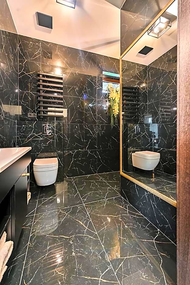 Diamond svečių namai