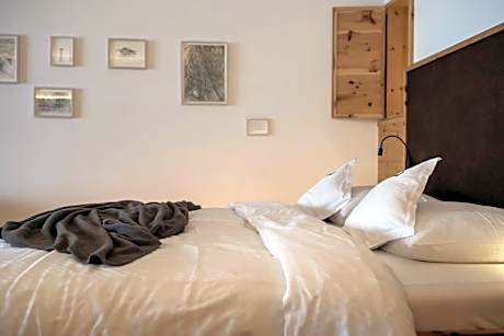 Junior Suite with Mountain View