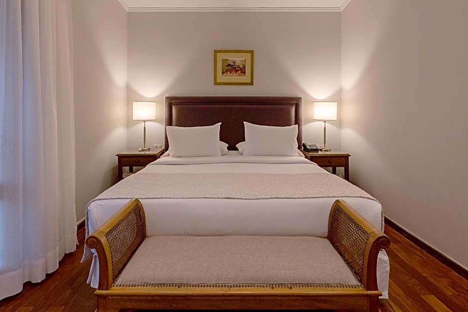 Las Lomas Casa Hotel