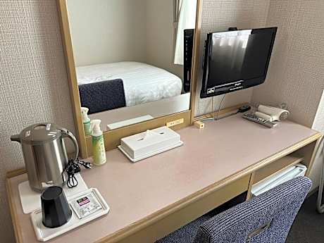 Semi-Double Bed Non-Smoking