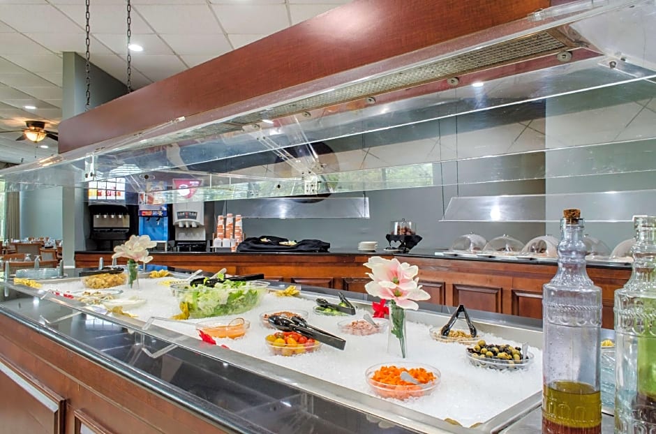Ramada Shreveport – Shreveport, LA