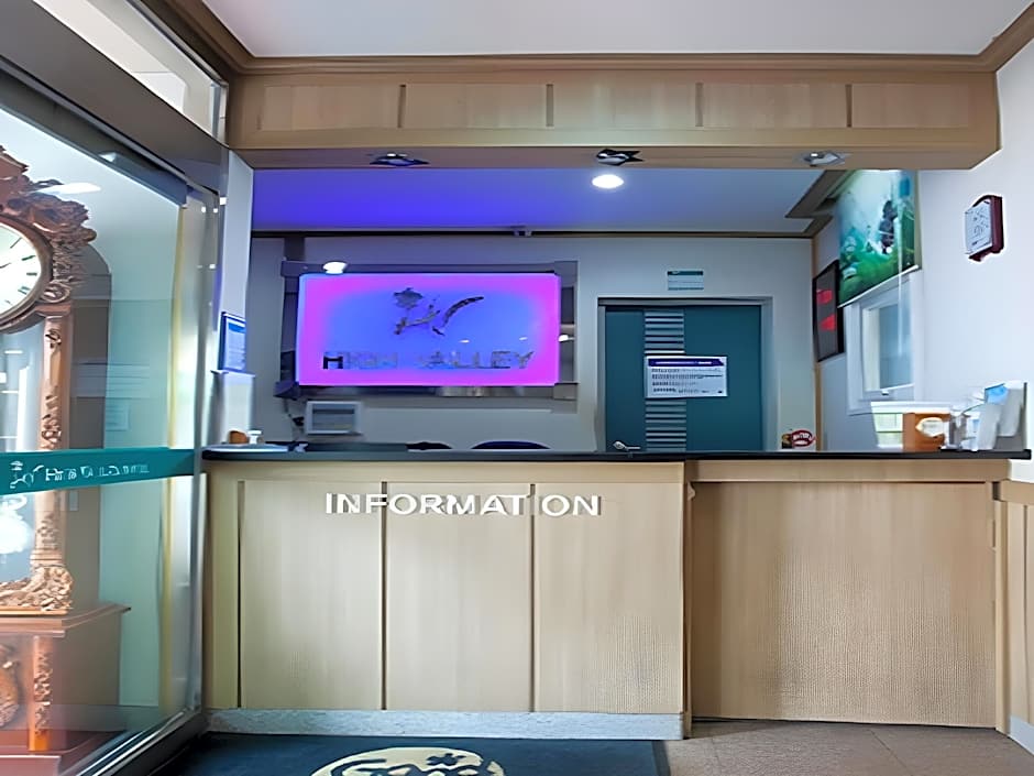 Goodstay Highvalley Hotel