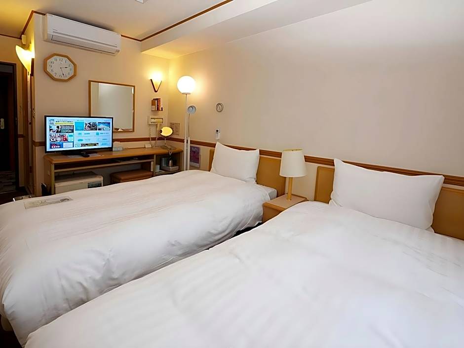 Toyoko Inn Miyazaki Chuo-Dori