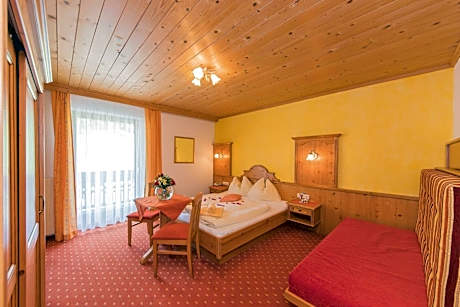 Double Room with Shower