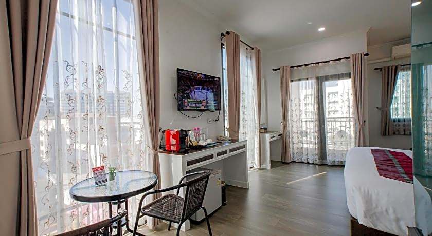 Banbua Grand Udon Hotel