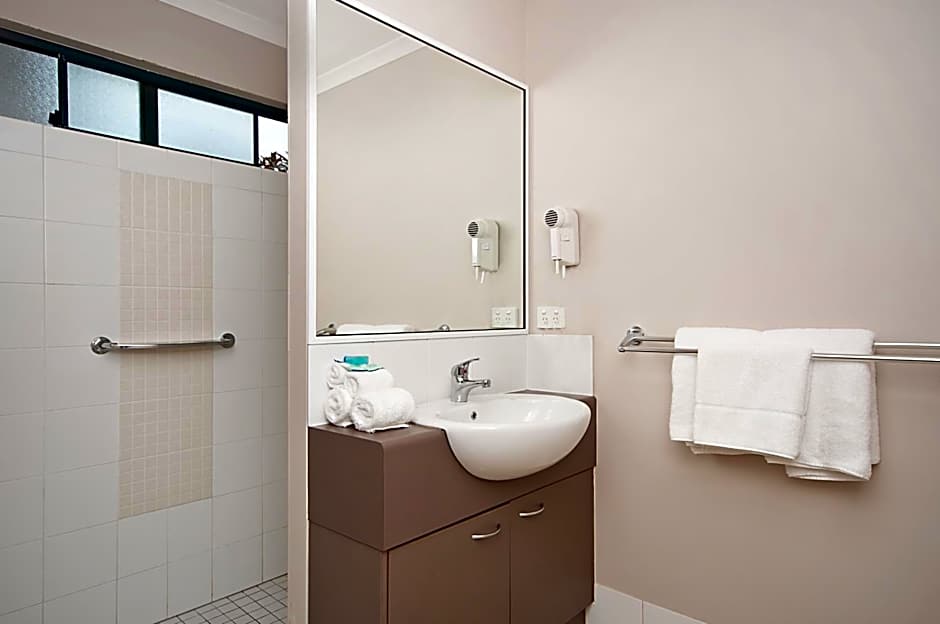 Southern Cross Atrium Apartments