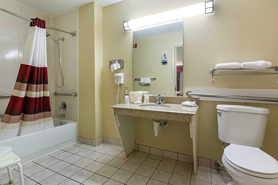 Red Roof Inn Conroe North Willis