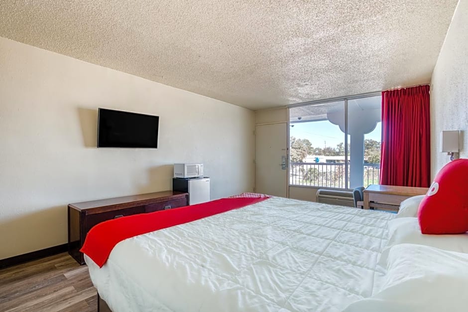 OYO Hotel Waco University Area / I-35