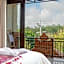 seno guesthouse and cafe