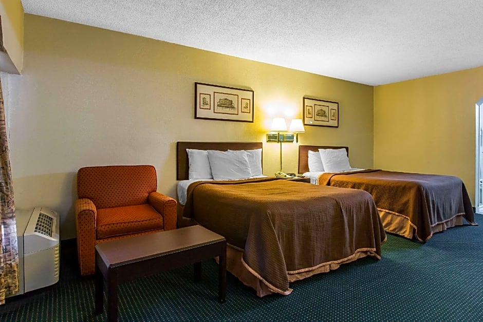 Rodeway Inn Marietta near Dobbins ARB