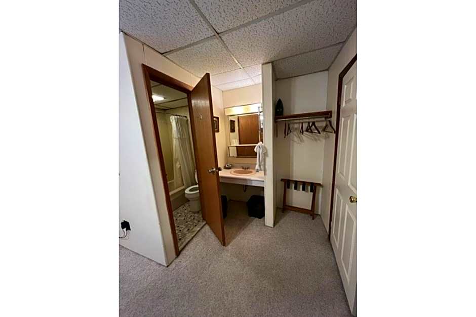 The Bavarian Manor Hotel