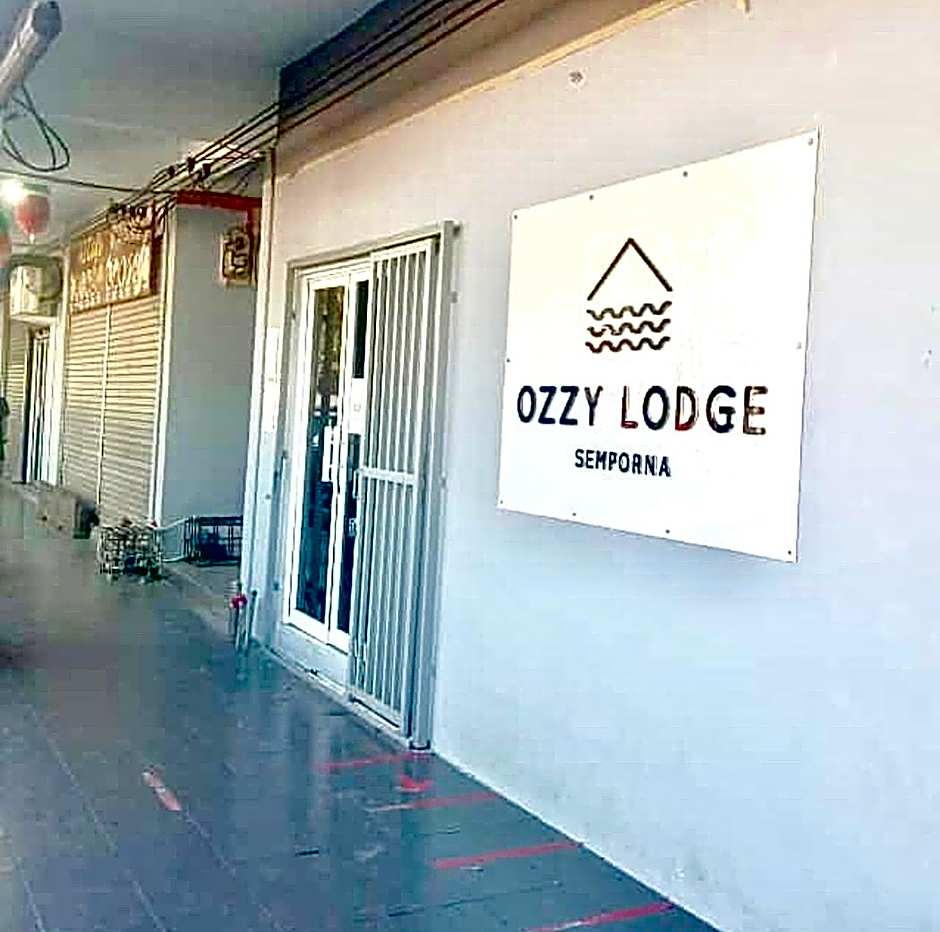 Ozzy Lodge Semporna