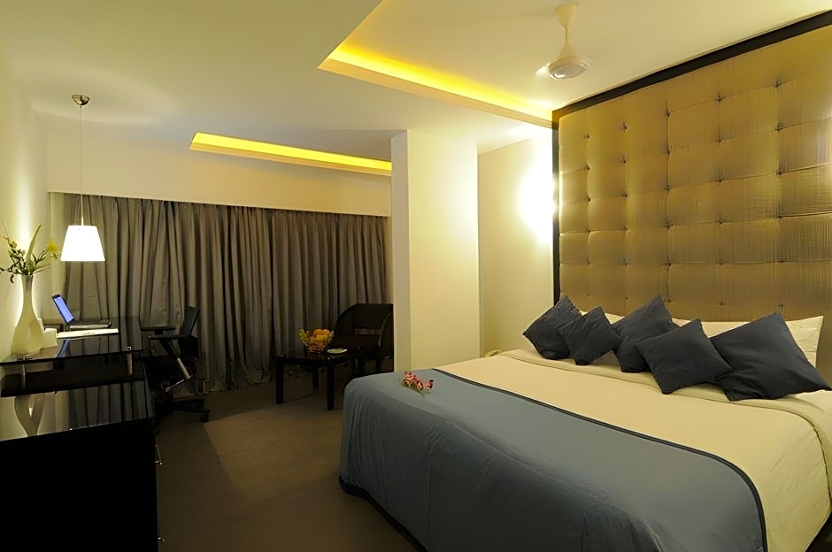 The Central Court Hotel