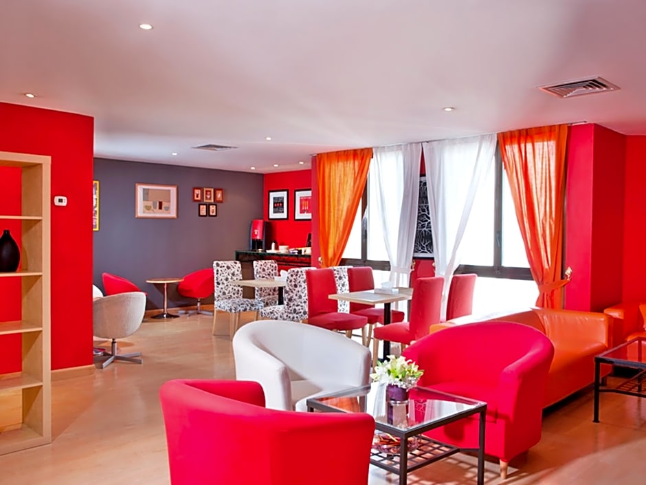 Inn & Go Kuwait Plaza