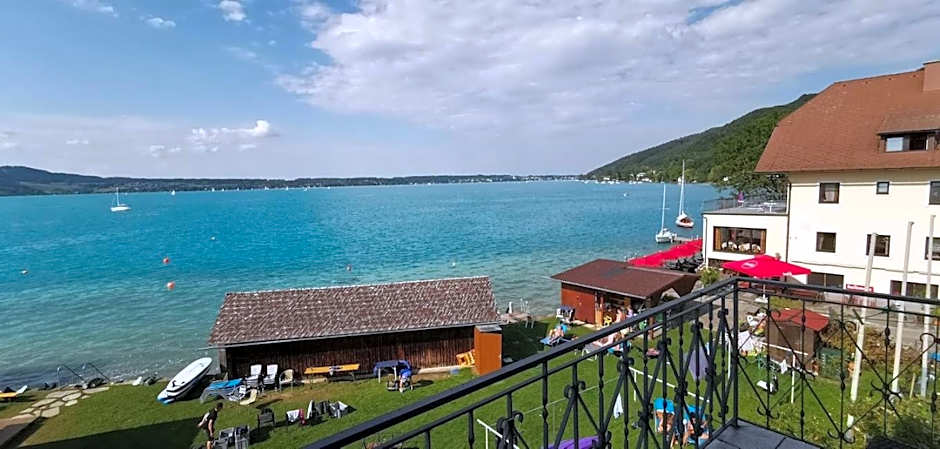 Gasthof mit Seeterasse & Appartements Zur Landeroith