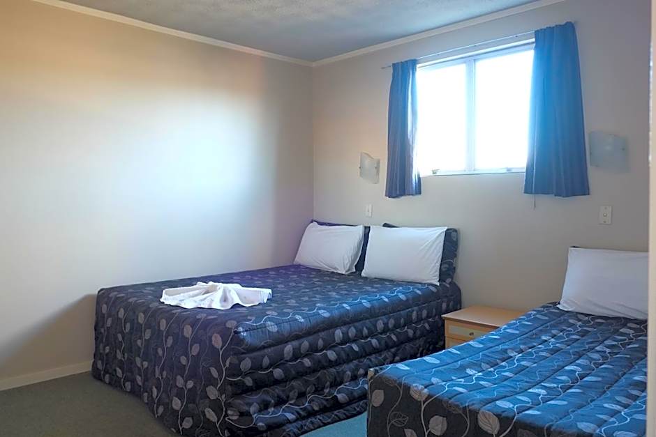 Gateway International Motel