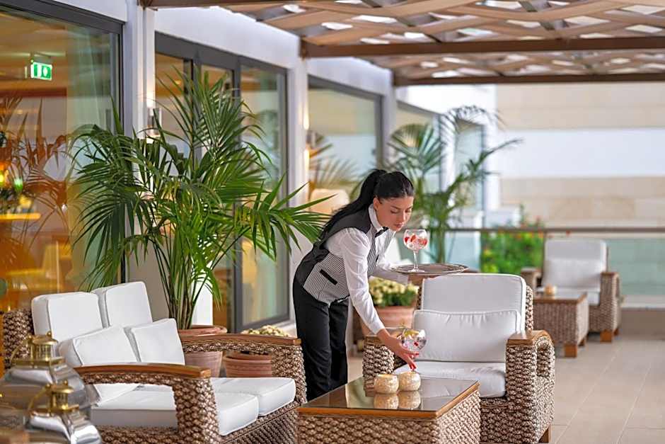 Constantinou Bros Asimina Suites Hotel