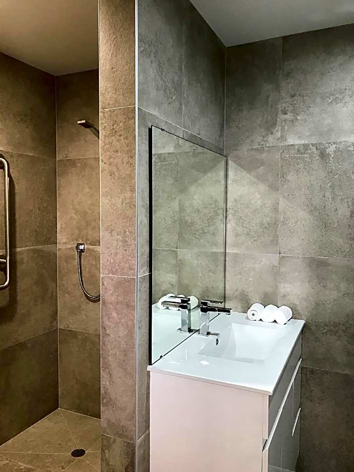 Carnmore Hotel Takapuna