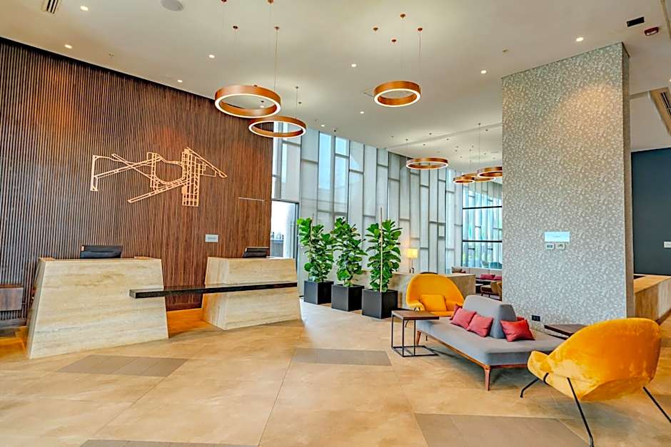 Courtyard by Marriott Santiago Airport