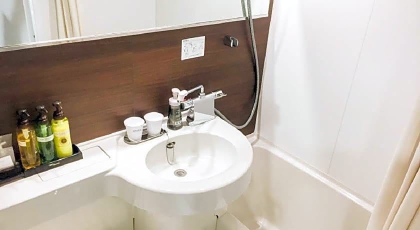 Hotel Livemax Yokkaichi-Ekimae