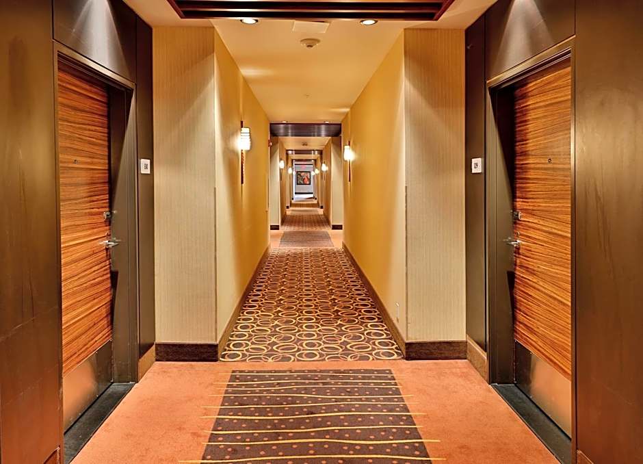 Edmonton Hotel & Convention Center Edmonton