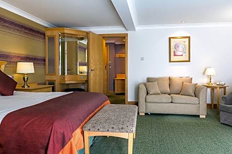 Superior Family Room