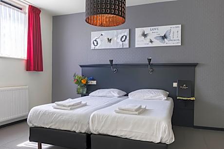 Family Room with Shower