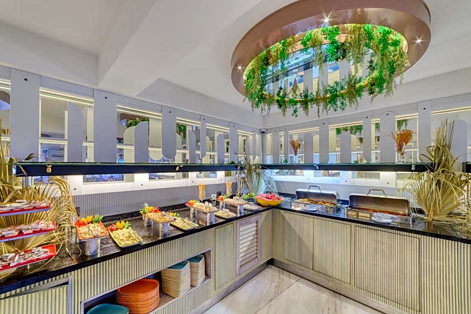 Royalisa Palmiye Beach Hotel Adult Only