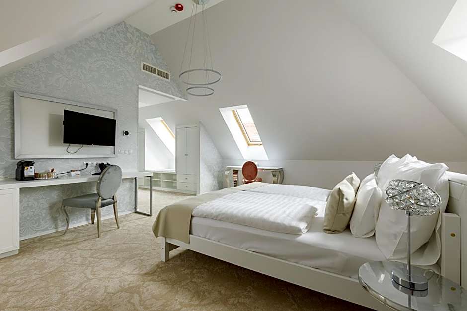 Hotel Historia Malomkert