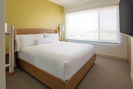 Studio Commons, 3 Bedroom Suite