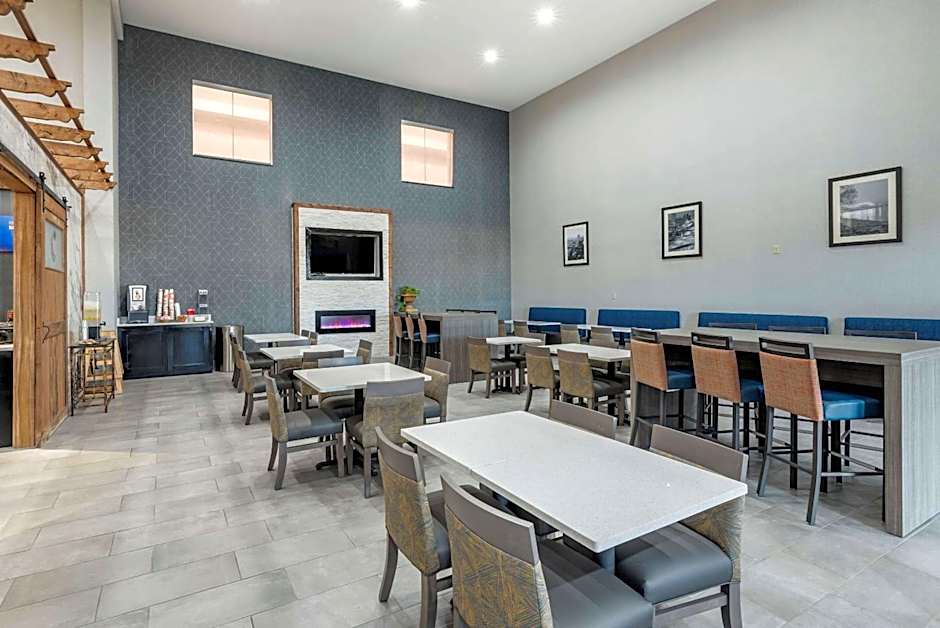 Comfort Suites West Memphis I-40 I-55