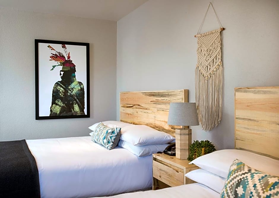 The Sage Hotel