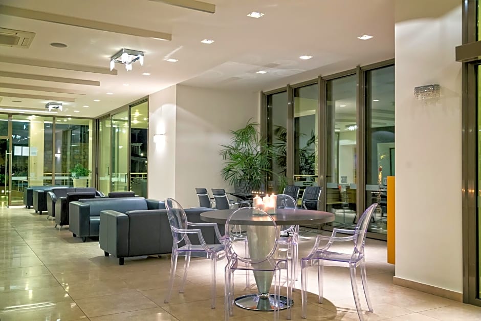 Lagomandra Hotel & Spa