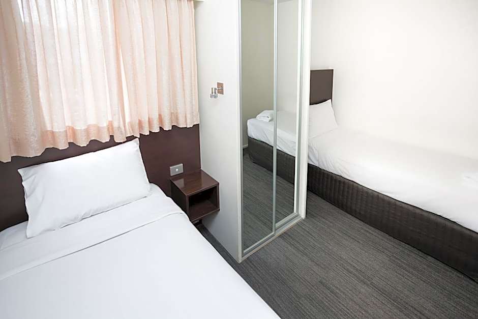 St Ives Motel Apartments