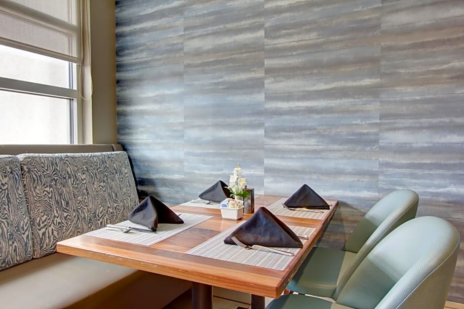 Crowne Plaza Charleston By IHG