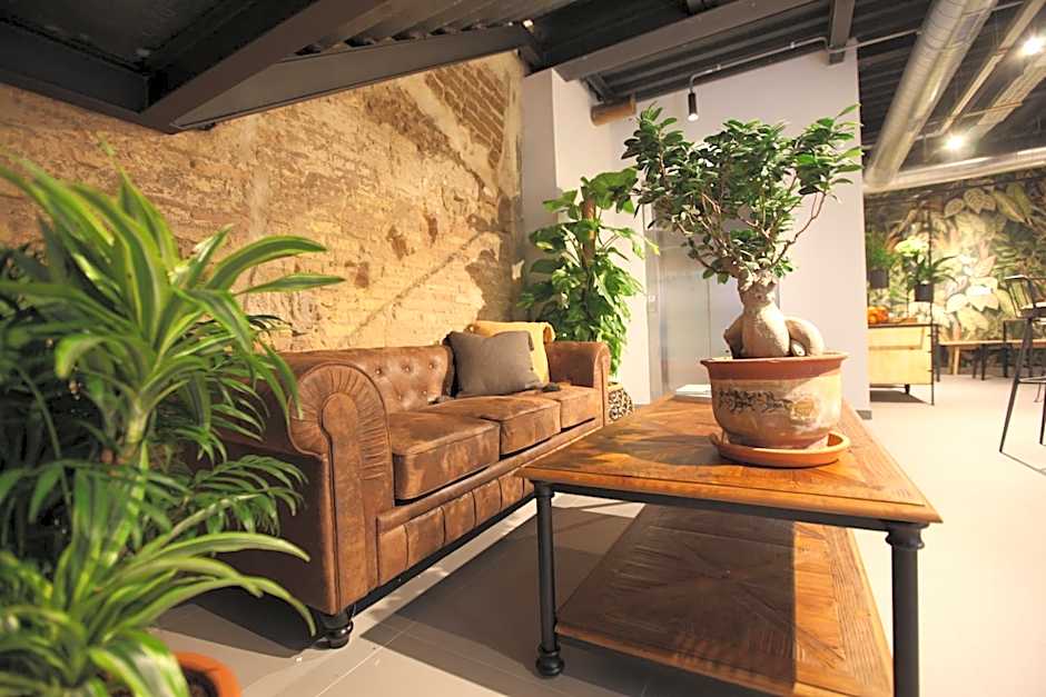 Photo 1 of 50 of VTZ The Botanic Hostel