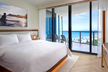 Oasis One-Bedroom Suite, Ocean view, Balcony